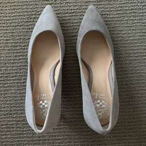 Vince Camuto, grey kitten heels, never been used, size 39 (M 8.5)